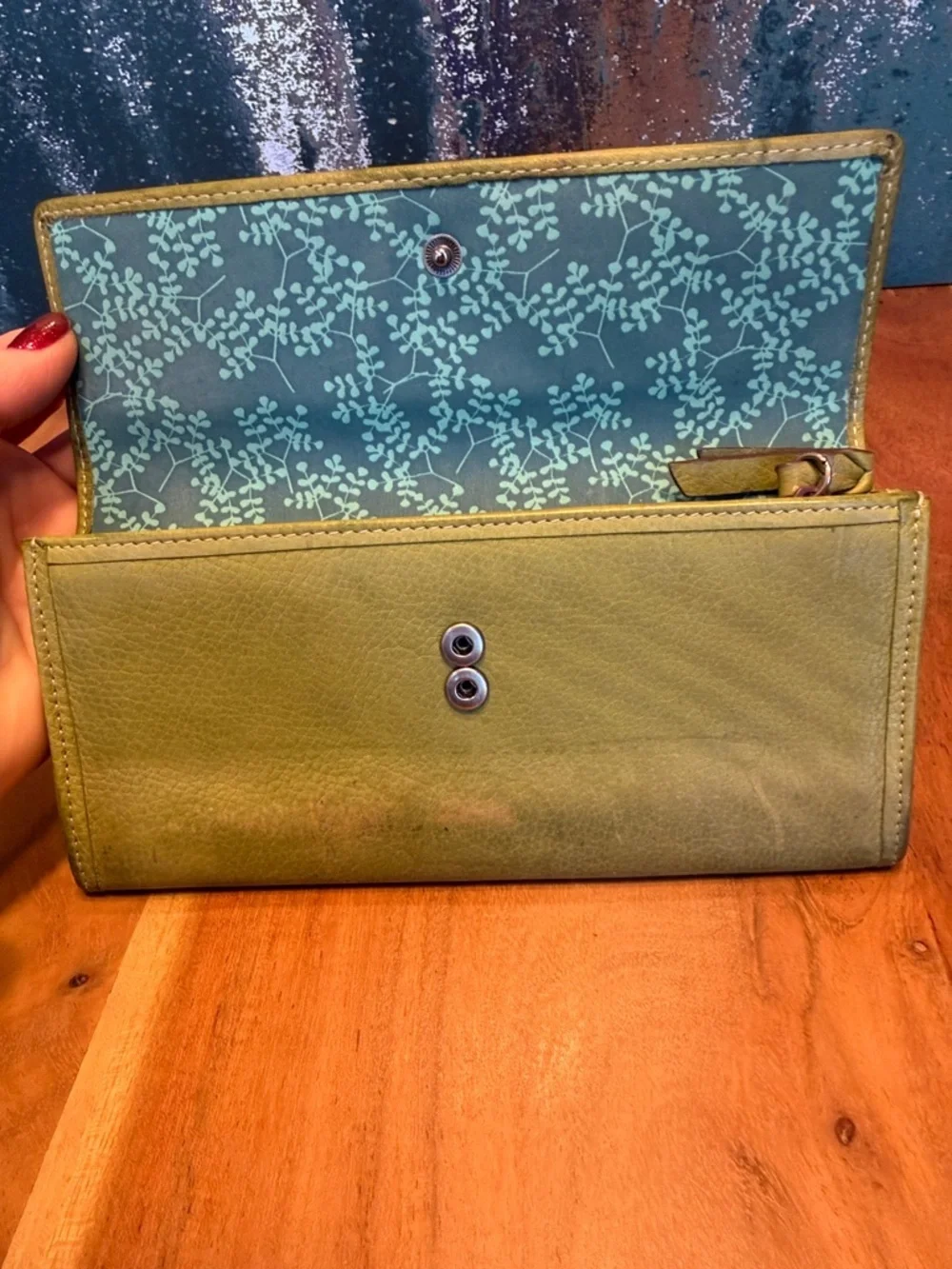 Fossil Boho Y2K Distressed Leather Wallet Olive Green Project Piece (GUC)